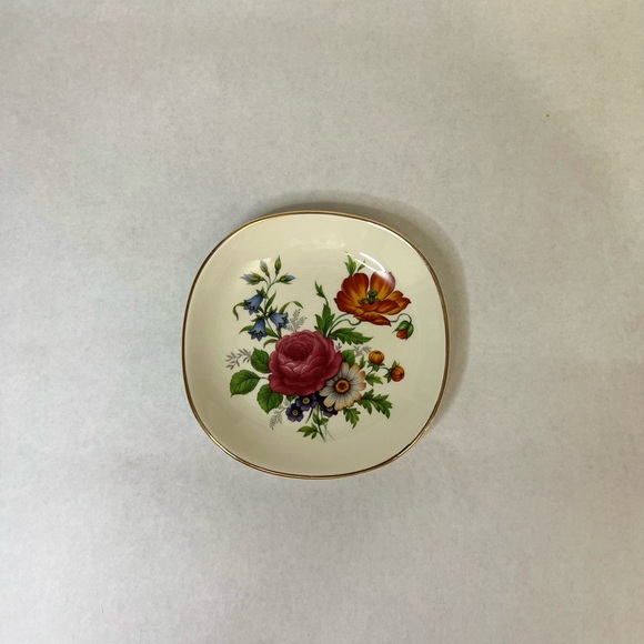 Weatherby Hanley Royal Falcon Plate - Picture 2 of 3